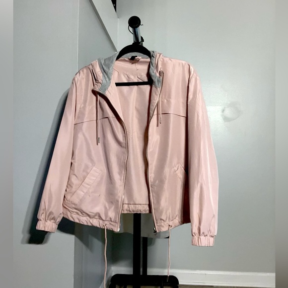 Pink windbreaker - Picture 1 of 6